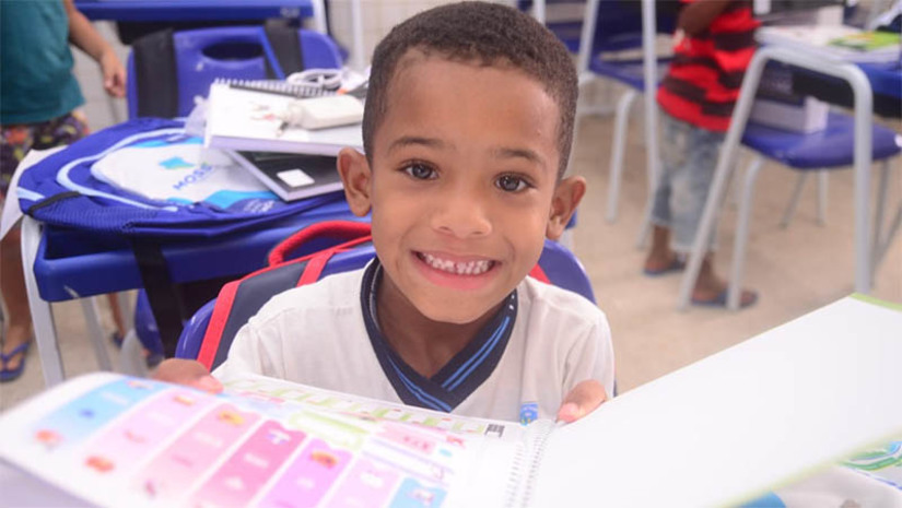 Imagem 1 -  Matrículas na rede de ensino de Mossoró começam em 26 de janeiro. O calendário de matrículas, dividido em 7 etapas, foi publicado na edição do DOM desta segunda-feira (8). Pelo terceiro ano consecutivo, as matrículas serão efetuadas de forma 100% on-line, por meio do programa “Mossoró Digital”.