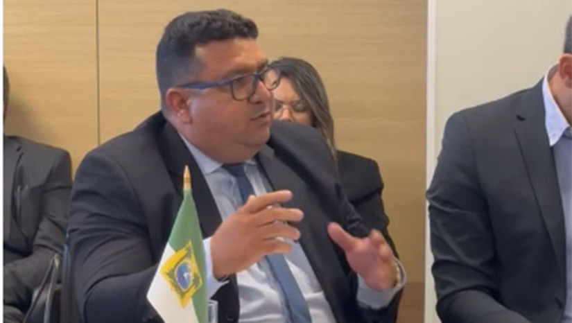 Imagem 1 -  O vereador Aislan Marckuty Vieira de Freitas, de Mossoró-RN, presidente do Polo de Irrigação Sustentável do Oeste Potiguar, solicitou três rodovias, tratores, caminhões, câmaras frias, kits de irrigação, perfuração de poços e até casas de farinha para desenvolver, de forma sustentável, a região de Mossoró e outros 11 municípios próximos.