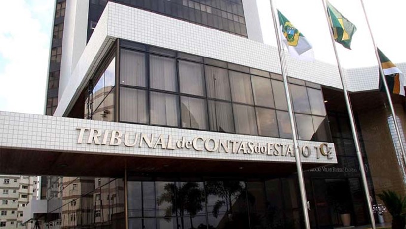 Imagem 1 -  Por meio de nota, o Governo do estado anunciou que recorreu da decisão do TCE/RN que prevê a aposentadoria de servidores dentro da previdência própria do serviço público. Caso seja aplicada, a decisão poderá implicar na concessão de 3.690 aposentadorias até 25 de abril, segundo levantamento feito pela Secretaria de Estado da Administração (Sead) a medida impactará na governabilidade de pelo menos 18 órgãos, os quais poderão ter suas atividades interrompidas ou prejudicadas por essa falta de servidores.