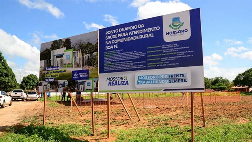 Imagem 1 - A iniciativa visa melhorar o acesso à saúde para os moradores das comunidades. As obras fazem parte do programa “Mossoró Realiza”, num investimento aproximado de R$ 7 milhões. Nesta segunda etapa serão construidas 15 UBSs, sendo 12 na zona rural e 3 na zona urbana, que já estão em obras. A construção da UBS representa um avanço significativo no atendimento à saúde da população local, oferecendo maior comodidade e assistência adequada para as necessidades de cada indivíduo. Imagem 1 - A iniciativa visa melhorar o acesso à saúde para os moradores das comunidades. As obras fazem parte do programa “Mossoró Realiza”, num investimento aproximado de R$ 7 milhões. Nesta segunda etapa serão construidas 15 UBSs, sendo 12 na zona rural e 3 na zona urbana, que já estão em obras. A construção da UBS representa um avanço significativo no atendimento à saúde da população local, oferecendo maior comodidade e assistência adequada para as necessidades de cada indivíduo.