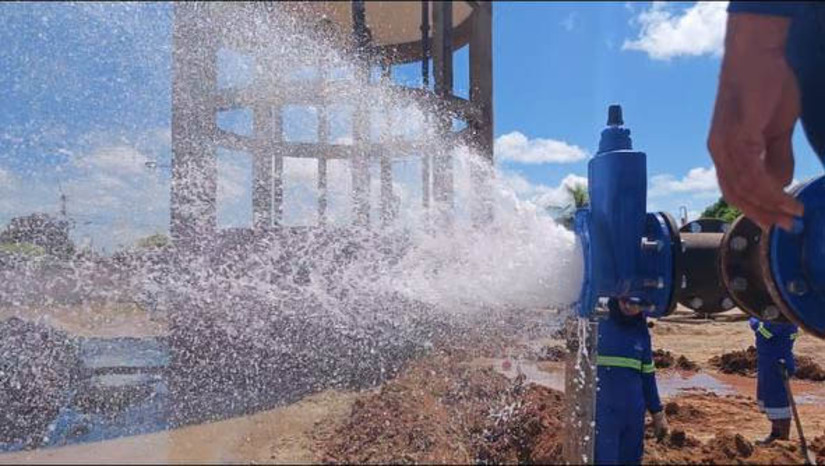 Imagem 1 -  Poço 6 começa a funcionar; equipamento vai reforçar o abastecimento da região Oeste de Mossoró. O poço entrou em funcionamento nesta sexta-feira (22). Segundo a Caern, foram investidos cerca de R$ 20 milhões, tanto na perfuração como nos equipamentos para o funcionamento do poço 6, no Nova Betânia, e o poço do Rincão. Este último, deverá começar a ser perfurado em oito dias, tão logo a sonda contratada para operá-lo seja montada.