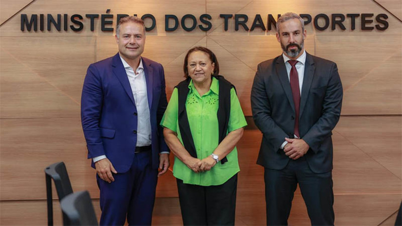 Imagem 1 -  Desvio em trecho da BR 304 afetado pelas chuvas começa a ser construído nesta quinta, 4. O entendimento se deu durante reunião com a governadora Fátima Bezerra e o ministro dos Transportes do Brasil, Renan Filho, em Brasília, no final da tarde desta quarta-feira (3). A Secretaria Estadual de Infraestrutura anunciou o início dos serviços na RN-041 também para esta quinta-feira. Segundo o ministro, o desvio estará pronto nos próximos 15 dias.