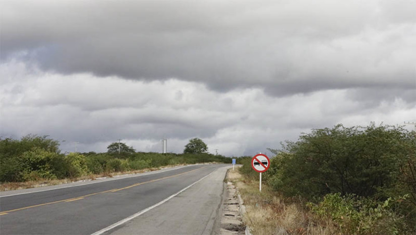 Imagem 1 -  RN registra chuvas 17,7% acima da média esperada para abril em todas as regiões. Segundo a Empresa de Pesquisa Agropecuária do Rio Grande do Norte (EMPARN), durante o mês, o volume acumulado foi de 194 mm, tendo a região Agreste Potiguar apresentado os maiores volumes. A previsão para o mês de maio é de continuidade de chuvas em todo território potiguar. O volume mínimo esperado para o estado é de 108,7 mm; Leste Potiguar- 171,1 mm, Oeste Potiguar- 101,4 mm, Agreste Potiguar- 91 mm e Central Potiguar- 71,5 mm; veja a previsão para esta semana.