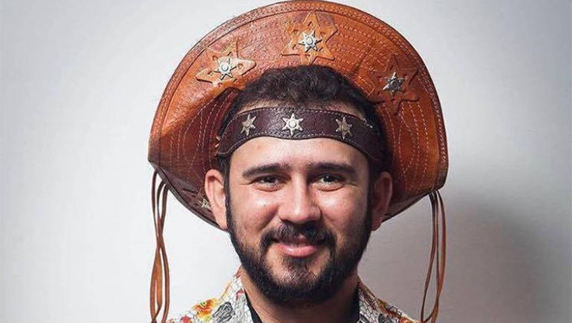 Imagem 1 - Com atrativos diversificados, o Polo Antônio Francisco, conta com artesãos, comidas típicas e vários tipos de atividades culturais que tornam o espaço um diferencial do São João de Mossoró. Para esta semana, a expectativa é a apresentação do poeta Bráulio Bessa, que estará no Polo Antonio Francisco na quarta-feira dia 27 a partir das 20h. Imagem 1 - Com atrativos diversificados, o Polo Antônio Francisco, conta com artesãos, comidas típicas e vários tipos de atividades culturais que tornam o espaço um diferencial do São João de Mossoró. Para esta semana, a expectativa é a apresentação do poeta Bráulio Bessa, que estará no Polo Antonio Francisco na quarta-feira dia 27 a partir das 20h.