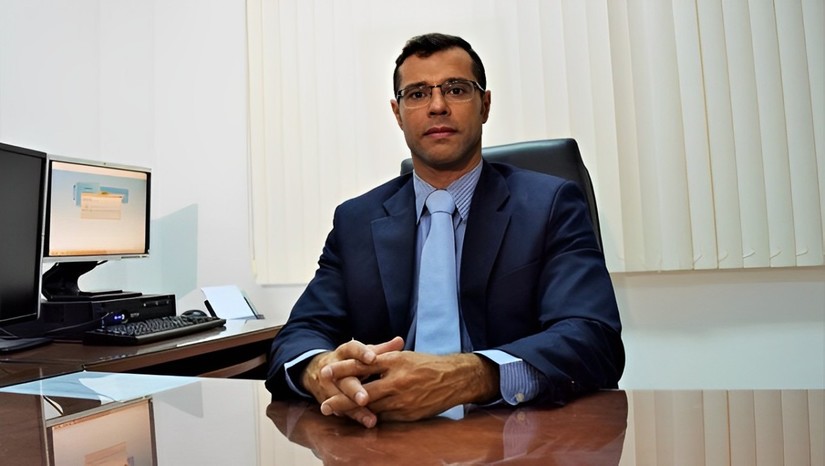 Imagem 1 -  Em nota assinada pelos advogado Olavo Hamilton, Paulo Leão e Paulo Leão Junior, o Tribunal Regional Federal da 5a Região (TRF5) já analisou o caso e decidiu pela ausência de qualquer tipo de assédio. A defesa classifica as acusações como ilações infundadas e acrescenta que tudo será devidamente esclarecido no decorrer do processo.
