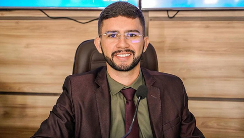 Imagem 1 - Há pouco tempo, o presidente da Câmara Municipal, vereador Thiago Freitas, aprovou preposição para realizar o concurso para contratar 9 auxiliares técnicos para os quadros da Câmara Municipal. O trabalho já está em andamento. Imagem 1 - Há pouco tempo, o presidente da Câmara Municipal, vereador Thiago Freitas, aprovou preposição para realizar o concurso para contratar 9 auxiliares técnicos para os quadros da Câmara Municipal. O trabalho já está em andamento.