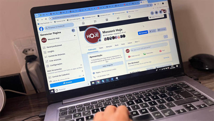 Imagem 1 -  Autoridade Nacional de Proteção de Dados mantém Medida Preventiva aplicada ao grupo Meta. A decisão, tomada na terça-feira (2) (mantida nesta quarta-feira (10)) havia determinado a suspensão da nova política de privacidade da empresa no Brasil e a interrupção do tratamento de dados pessoais para treinamento de inteligência artificial. Em resposta ao pedido de reconsideração feito pela Meta e diante das alegações de dificuldades técnicas para comprovar o cumprimento da suspensão da operação de tratamento, o Conselho concedeu mais cinco dias para comprovar o cumprimento da decisão. 