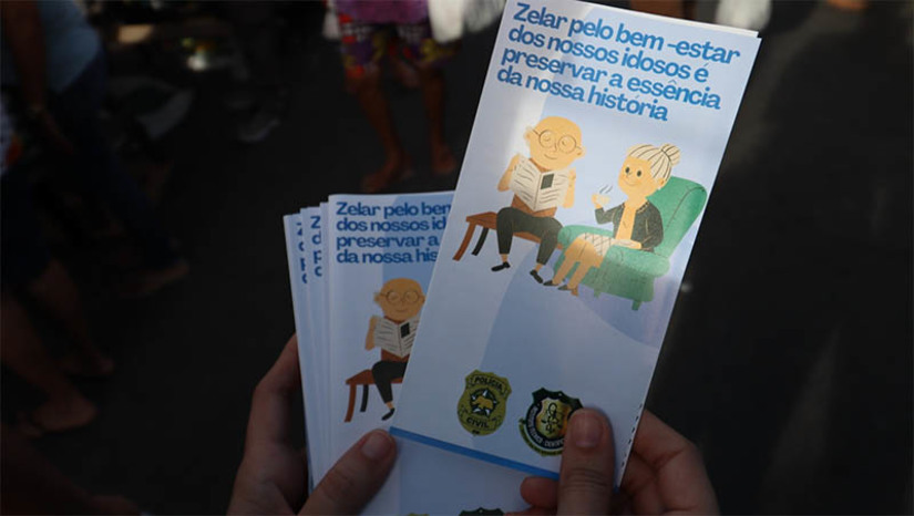 Imagem 1 - Operação de combate a crimes contra idosos termina com mais de 170 vítimas atendidas no RN. A “Operação Virtude” foi realizada em todo o país, entre os dias 10 de junho e 12 de julho. Ao todo, somente no RN, 142 denúncias foram recebidas e apuradas, com 174 vítimas atendidas.Um mandado de prisão foi cumprido, uma pessoa foi presa em flagrante e dois suspeitos detidos e conduzidos para esclarecimentos. Também foram realizadas 105 ações preventivas e/ou educativas em vários municípios do estado, alcançando mais de 40 mil pessoas. Imagem 1 - Operação de combate a crimes contra idosos termina com mais de 170 vítimas atendidas no RN. A “Operação Virtude” foi realizada em todo o país, entre os dias 10 de junho e 12 de julho. Ao todo, somente no RN, 142 denúncias foram recebidas e apuradas, com 174 vítimas atendidas.Um mandado de prisão foi cumprido, uma pessoa foi presa em flagrante e dois suspeitos detidos e conduzidos para esclarecimentos. Também foram realizadas 105 ações preventivas e/ou educativas em vários municípios do estado, alcançando mais de 40 mil pessoas.