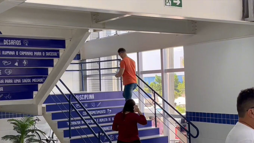 Imagem 1 -  As provas foram aplicadas em quatro locais distintos de Mossoró-RN, sem qualquer incidente. O secretário Edilson Junior, da Fazenda, ressaltou que serão contratados, de imediato, 15 novos servidores e será formado cadastro de reserva na Secretaria da Fazenda. Domingo passado, dia 21, ocorreram as provas teóricas para Procurador do município de Mossoró. Serão contratados nove procuradores e formado cadastro de reserva.