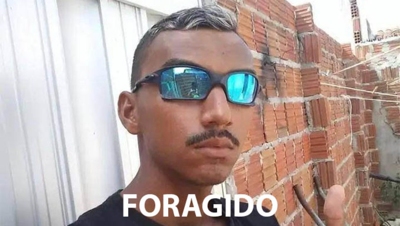Imagem 1 -  Polícia elucida homicídio de mototaxista em Areia Branca; suspeito está foragido. Ariklenison Amorim de Souza, conhecido como "Keissinho", é o principal suspeito de ter atirado e matado o mototaxista Francisco Zanata da Silva, de 50 anos, no dia 3 de maio de 2024, no município de Areia Branca. Na ocasião, a vítima tentou fugir, entrando na própria casa, mas foi perseguida e morta. Na ação, o suspeito ainda baleou o enteado da vítima, mas ele foi socorrido e sobreviveu. A polícia civil pede que quem souber qualquer informação que possa ajudar a localizar "Keissinho", envie pelo WhatsApp Disque Denúncia (84) 9.8136.6735 ou pelo 181 da polícia civil, com garantia de sigilo absoluto.