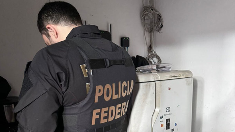 Imagem 1 -  Em agosto deste ano de 2024, por meio de cooperação internacional, a Polícia italiana e a Polícia Federal haviam conseguido prender os líderes da Cosa Nostra no Rio Grande do Norte, que atuavam em sociedade para lavagem de dinheiro, não só no Brasil, mas também na Suíça e na China. Desta vez, a parceria resultou em mais quatro prisões. Acredita-se que o valor movimentado passe de 3 bilhões nos últimos anos.