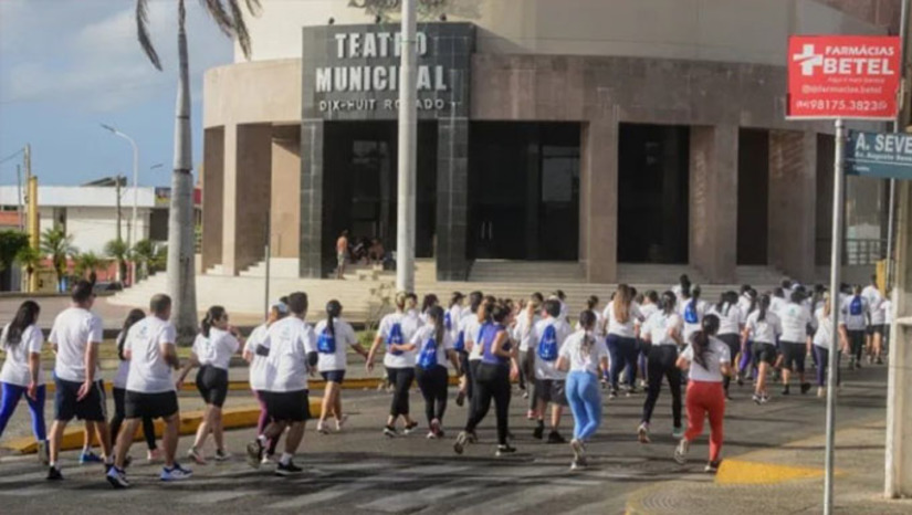 Imagem 1 - Com o dispositivo, a organização vai poder controlar a partida e a chegada de todos os atletas com precisão, agilizando, inclusive a divulgação do resultado. O prefeito Allyson Bezerra deve prestigiar o evento, que abre as comemorações da Semana do Servidor Público de Mossoró. Imagem 1 - Com o dispositivo, a organização vai poder controlar a partida e a chegada de todos os atletas com precisão, agilizando, inclusive a divulgação do resultado. O prefeito Allyson Bezerra deve prestigiar o evento, que abre as comemorações da Semana do Servidor Público de Mossoró.