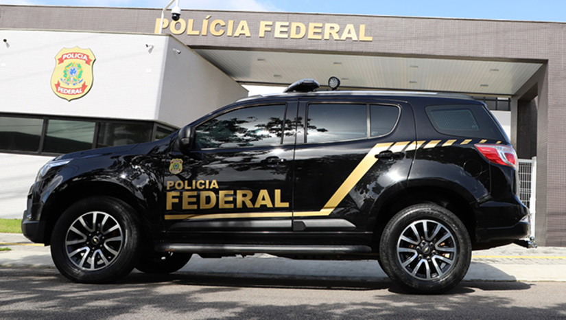 Imagem 1 -  PF confirma que conduziu suspeito de incitar atentado contra a vida de Natália Bonavides. O caso aconteceu na tarde desta quinta-feira (24). De acordo com uma nota à imprensa enviada pela Polícia Federal, um homem de 27 foi conduzido coercitivamente à delegacia, acusado de ter divulgado um áudio em um aplicativo de mensagens em que supostamente incitava participantes do grupo a atentar contra a vida da candidata a prefeita de Natal,  Natália Bonavides. A PF também informou que já instaurou inquérito para apurar o caso.