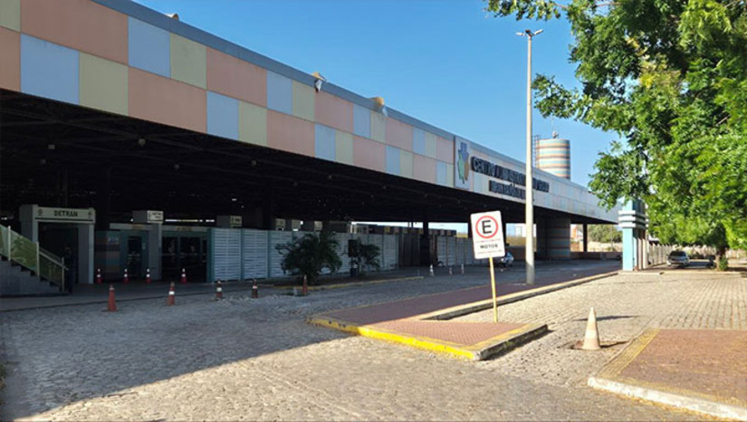 Imagem 1 -  No processo, o Governo do Estado está querendo passar também para a iniciativa privada administrar a Estrada de Pipa, o Centro de Turismo e o Centro de Convenções, de Natal.  O coordenador de Concessões e Permissões da Seplan, Leonardo Paiva calcula que "“Se considerarmos todo o processo, desde a realização dos estudos até a assinatura do contrato com o parceiro privado, pode levar cerca de um ano e meio."