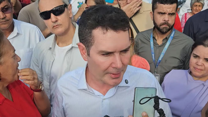 Imagem 1 -  “Nesta primeira fase, são mais de 10 mil casas no Rio Grande do Norte, das quais mais de 3 mil e 200 já foram contratadas no Rio Grande do Norte”, acrescenta a governadora Fátima.  Sobre a retomada de obras do Minha Casa Minha Vida no Brasil, com o retorno do Governo Lula, o ministro Jader Filho enfatizou que somente residências foram 87 mil unidades do MCV em todo o Brasil.