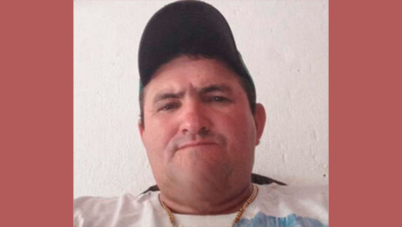 Imagem 1 -  Natural de Caraúbas-rn, a vítima é conhecida por Pé de Bola e estava se deslocando numa motocicleta do Sítio Salgado na direção da cidade de Campo Grande-RN, quando estava perto da BR 110, foi baleado várias vezes e morreu no local. Caso será investigado pela Polícia Civil.