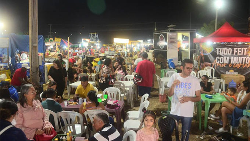 Imagem 1 -  Festa do Bode: maior caprifeira do Rio Grande do Norte será realizada de 7 a 10 de agosto de 2025. A festa é promovida pela Prefeitura de Mossoró, através da Secretaria Municipal de Agricultura e Desenvolvimento Rural (Seadru) e faz parte do Calendário Estadual de Exposições Agropecuárias. A data, que segue no segundo final de semana de agosto, foi definida nesta semana em reunião realizada em Natal que definiu o calendário de eventos no Rio Grande do Norte.