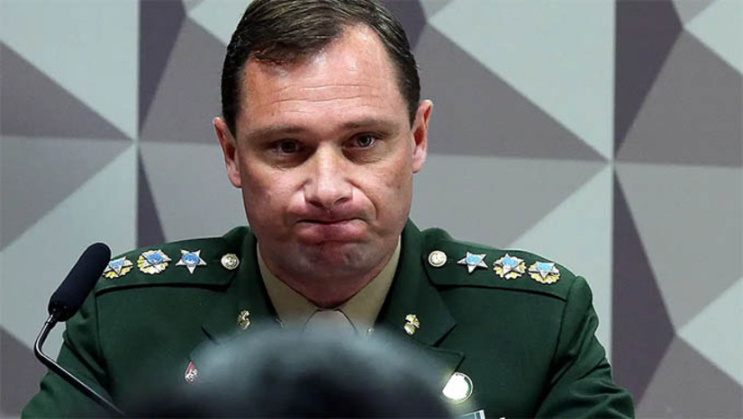 Imagem 1 -  Moraes libera mídias e gravações eletrônicas relacionadas a delegação Mauro Cid. A determinação foi dada na Petição (PET) 12100, na qual a Procuradoria-Geral da República (PGR) apresentou denúncia contra 34 pessoas, entre elas o ex-presidente da República Jair Bolsonaro e outras autoridades de seu governo, por crimes como tentativa de abolição violenta do Estado Democrático de Direito, tentativa de golpe de Estado e organização criminosa. O ministro Alexandre de Moraes explicou que a medida visa facilitar o exercício da ampla defesa, do contraditório e para garantir maior celeridade e eficiência processual.