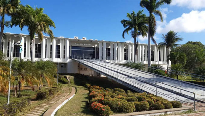 Imagem 1 -  RN ultrapassa limite da LRF de despesa com pessoal no terceiro quadrimestre de 2024. O estado registrou  comprometimento de 57,56% de sua receita corrente líquida ajustada com despesa de pessoal no período. O limite da  Lei de Responsabilidade Fiscal (LRF) para o Poder Executivo é de 49%. Os dados estão no Relatório de Gestão Fiscal (RGF) em Foco dos Estados + DF relativo ao 3º quadrimestre de 2024, publicado nesta sexta-feira (21) pelo Tesouro Nacional.