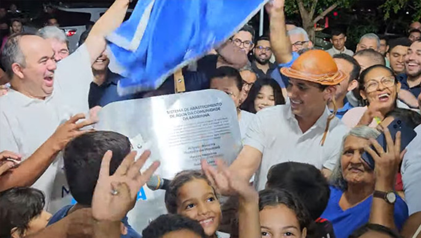 Imagem 1 -  Na tarde desta sexta-feira, 21, ao lado da senadora Zenaide Maia, Allyson Bezerra inaugurou a UBS do Assentamento Cordão de Sombra, em seguida entregou o sistema adutor da comunidade da Barrinha e encerrou a agenda no bairro Santo Antônio, inaugurando a segunda quadra em Mossoró do Projeto Areninha Potiguar, criado pelo ex-senador Jean Paul Prates. Antes de encerrar, o prefeito assinou a transferência de cargo par ao vice-prefeito Marcos Medeiros e anunciou que vai passar uns dias de folga com a família.