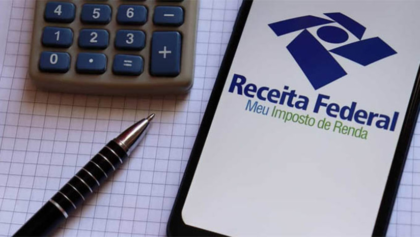 Imagem 1 -  Prazo de entrega da declaração do Imposto de Renda começa na segunda-feira (17). Os servidores públicos estaduais ativos, inativos e pensionistas do Governo do Rio Grande do Norte podem acessar os comprovantes de rendimentos referentes ao exercício de 2024 por meio do site da Secretaria de Administração. O documento é necessário para a declaração anual de Imposto de Renda e pode ser acessado por meio do site da Secretaria de Estado da Administração (Sead). A declaração pode ser realizada até às 23h59min do dia 30 de maio, segundo calendário divulgado pela Receita Federal.