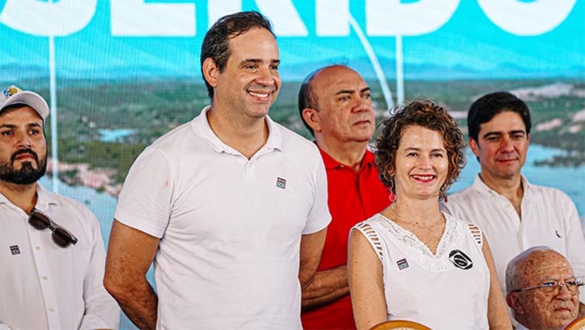 Imagem 1 -  A  atividade faz parte do processo de organização e fortalecimento do PT no interior do Rio Grande do Norte, promovendo debates estratégicos para a atuação política do partido. Entre os participantes, está confirmada a presença do secretário estadual da fazenda Cadu Xavier, a deputada estadual Isolda Dantas, além de outros parlamentares que contribuirão com as discussões. O evento acontece a partir das 9h, no Vitória Palace Hotel.