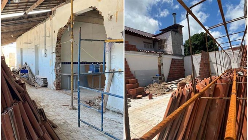 Imagem 1 - A Escola Valdecir Nunes foi recebida pela atual gestão com a infraestrutura precária. Em 20 de setembro de 2023, o teto de uma das salas da escola chegou a cair durante a aula. A unidade escolar irá receber melhorias desde substituição do forro e do telhado até construção de novos banheiros, inclusive com acessibilidade. Os serviços, executados pela Prefeitura de Areia Branca, integram o programa “Transforma Educação”, que tem como objetivo promover uma série de investimentos em todas as escolas e creches da cidade, além de valorizar os profissionais da educação. Imagem 1 - A Escola Valdecir Nunes foi recebida pela atual gestão com a infraestrutura precária. Em 20 de setembro de 2023, o teto de uma das salas da escola chegou a cair durante a aula. A unidade escolar irá receber melhorias desde substituição do forro e do telhado até construção de novos banheiros, inclusive com acessibilidade. Os serviços, executados pela Prefeitura de Areia Branca, integram o programa “Transforma Educação”, que tem como objetivo promover uma série de investimentos em todas as escolas e creches da cidade, além de valorizar os profissionais da educação.