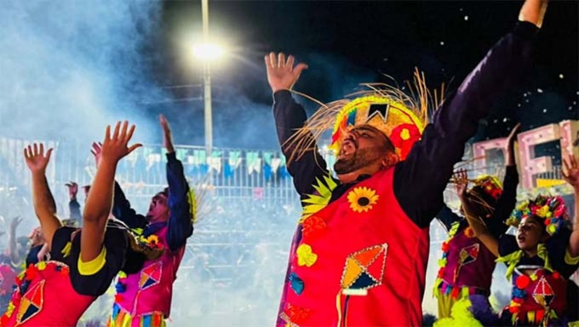 Imagem 1 -  Este ano, o festival chega à sua sétima edição com uma estrutura ainda mais grandiosa e reunindo quadrilhas de diversas cidades do estado, consolidando-se como um dos maiores eventos juninos da região. Um dos grandes destaques desta edição é a premiação recorde de R$ 54 mil, a maior já oferecida em festivais da região.  A premiação contemplará os grupos classificados do 1º ao 5º lugar, valorizando não apenas o campeão, mas todas as equipes que levam arte, alegria e tradição para a arena. Segundo a organização, a expectativa é de arquibancadas lotadas para prestigiar as apresentações.