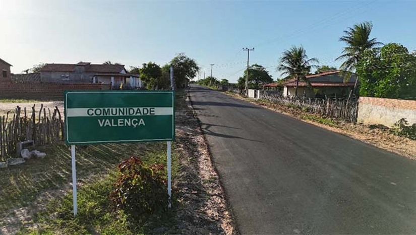 Imagem 1 -   A nova via representa um marco significativo para os moradores, facilitando o acesso, o escoamento da produção e a integração entre as localidades.  Em breve, a prefeitura realizará a sinalização completa da estrada, garantindo ainda mais segurança e fluidez no tráfego de veículos e pedestres. A obra faz parte do ambicioso Programa Acelera Grossos, que prevê um investimento total de 280 milhões de reais em diversas áreas do município.