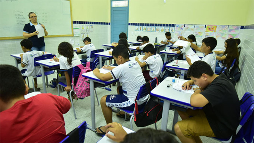 Imagem 1 - Serão premiadas as escolas, professores e alunos que tiveram bom desempenho no IDEB de 2023. A cerimônia de premiação acontecerá nesta quinta-feira, (8), a partir das 14h, no Teatro Municipal Dix-huit Rosado. A lista com os contemplados no Prêmio IIDEB foi publicada no Diário Oficial de Mossoró (DOM), edição de sexta-feira (2). Imagem 1 - Serão premiadas as escolas, professores e alunos que tiveram bom desempenho no IDEB de 2023. A cerimônia de premiação acontecerá nesta quinta-feira, (8), a partir das 14h, no Teatro Municipal Dix-huit Rosado. A lista com os contemplados no Prêmio IIDEB foi publicada no Diário Oficial de Mossoró (DOM), edição de sexta-feira (2).