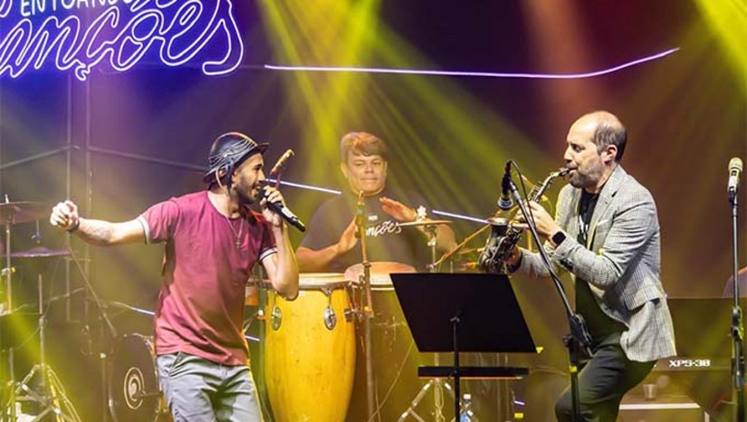 Imagem 1 - Com passagens pelas cidades de Natal e Caicó, o festival do Industriário conquistou grande repercussão por dar visibilidade à expressão artística dentro do setor industrial. Os ingressos podem ser adquiridos gratuitamente através do site: www.sympla.com.br. A etapa semifinal, que será realizada em Mossoró, acontece no próximo dia 16 de maio, no Teatro Municipal Dix-Huit Rosado. Imagem 1 - Com passagens pelas cidades de Natal e Caicó, o festival do Industriário conquistou grande repercussão por dar visibilidade à expressão artística dentro do setor industrial. Os ingressos podem ser adquiridos gratuitamente através do site: www.sympla.com.br. A etapa semifinal, que será realizada em Mossoró, acontece no próximo dia 16 de maio, no Teatro Municipal Dix-Huit Rosado.