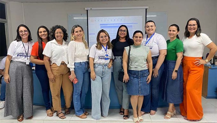 Imagem 1 -  A Prefeitura de Upanema participou, nos dias 14 e 15 de maio, da “Semana Padrão” do Projeto Cuidar em Redes Potiguar, em Mossoró-RN. O evento reuniu profissionais de saúde e parceiros para capacitação do PlanificaSUS, que busca fortalecer a Rede de Atenção à Saúde no SUS. As reuniões acontecem a cada dois meses com tutores e referências técnicas municipais.
