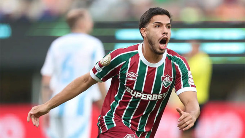 Imagem 1 - Após vitórias de Palmeiras, Botafogo e Flamengo, o Fluminense venceu o Ulsan HD, da Coreia do Sul, neste sábado (21), por 4 a 2, no Metlife Stadium, em Nova Jersey, nos Estados Unidos. A última rodada do grupo será na quarta-feira (25), com os jogos iniciando às 16h (horário de Brasília). Imagem 1 - Após vitórias de Palmeiras, Botafogo e Flamengo, o Fluminense venceu o Ulsan HD, da Coreia do Sul, neste sábado (21), por 4 a 2, no Metlife Stadium, em Nova Jersey, nos Estados Unidos. A última rodada do grupo será na quarta-feira (25), com os jogos iniciando às 16h (horário de Brasília).