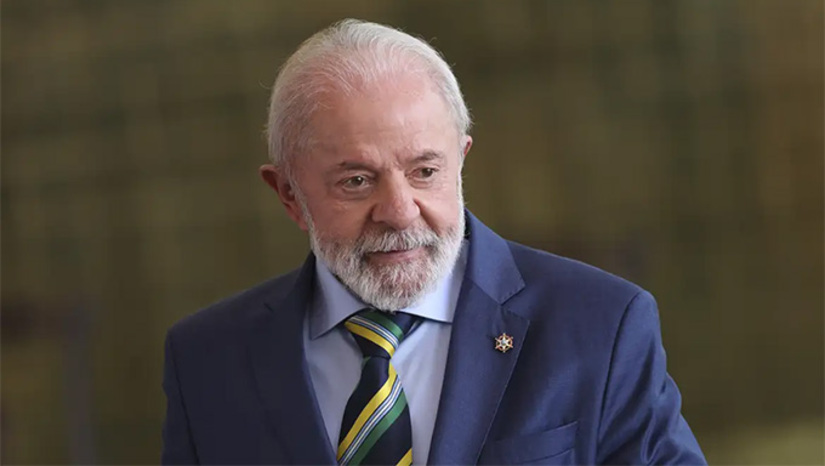 Imagem 1 -  O presidente Luiz Inácio Lula da Silva afirmou nesta quarta-feira (9) que o tarifaço de 50% a todos os produtos brasileiros exportados para os Estados Unidos será respondido com a Lei de Reciprocidade Econômica. Em rede social, o presidente Luiz Inácio Lula da Silva defendeu a soberania do país e disse que é falsa a alegação do presidente norte americano Donald Trump de que a taxação seria aplicada em razão de déficit na balança comercial com o Brasil.