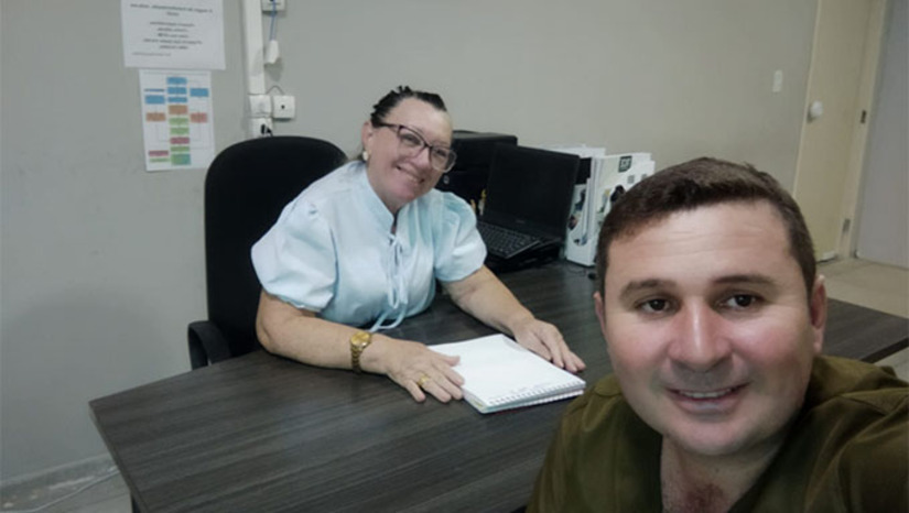 Imagem 1 -  O objetivo do encontro foi dar início à construção de um diagnóstico completo da situação dos animais em Tibau e, a partir dele, elaborar uma proposta de ações efetivas. A iniciativa busca criar estratégias para minimizar os impactos negativos gerados por questões como o abandono, o descontrole populacional de cães e gatos, os maus-tratos, a disseminação de doenças (zoonoses) e os acidentes envolvendo animais.