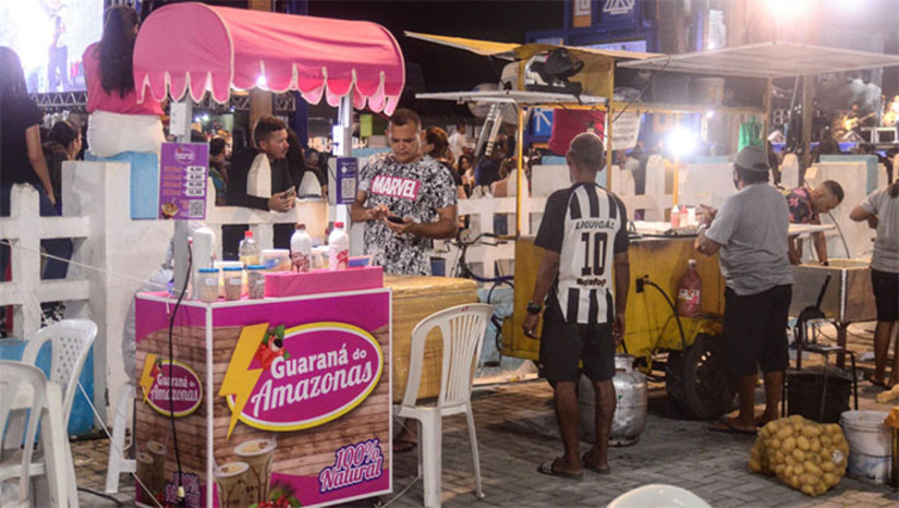 Imagem 1 - Os comerciantes que estão aptos ao credenciamento deverão se apresentar entre a terça (15) e quarta-feira (16) na Biblioteca Ney Pontes, das 8h às 12h e das 14h às 17h para dar seguimento ao processo autorizativo, portando documentos de identificação e comprovante de inscrição. No ato de credenciamento o pretenso autorizatário receberá o respectivo Documento de Arrecadação Municipal - DAM. Imagem 1 - Os comerciantes que estão aptos ao credenciamento deverão se apresentar entre a terça (15) e quarta-feira (16) na Biblioteca Ney Pontes, das 8h às 12h e das 14h às 17h para dar seguimento ao processo autorizativo, portando documentos de identificação e comprovante de inscrição. No ato de credenciamento o pretenso autorizatário receberá o respectivo Documento de Arrecadação Municipal - DAM.