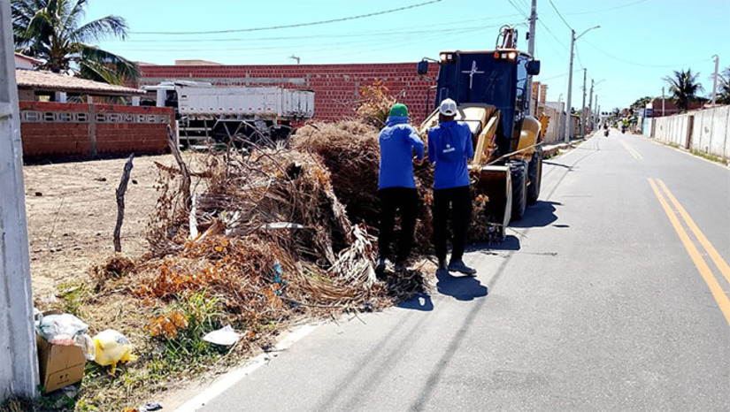 Imagem 1 -  A legislação disciplina o descarte de materiais gerados em obras, reformas, demolições, além de móveis e entulhos.   A medida estabelece uma série de ações para garantir a destinação correta dos resíduos, inclusive com rastreamento eletrônico de transportes e aplicação de multas que podem chegar a R$ 25 mil em caso de descumprimento das obrigações previstas.