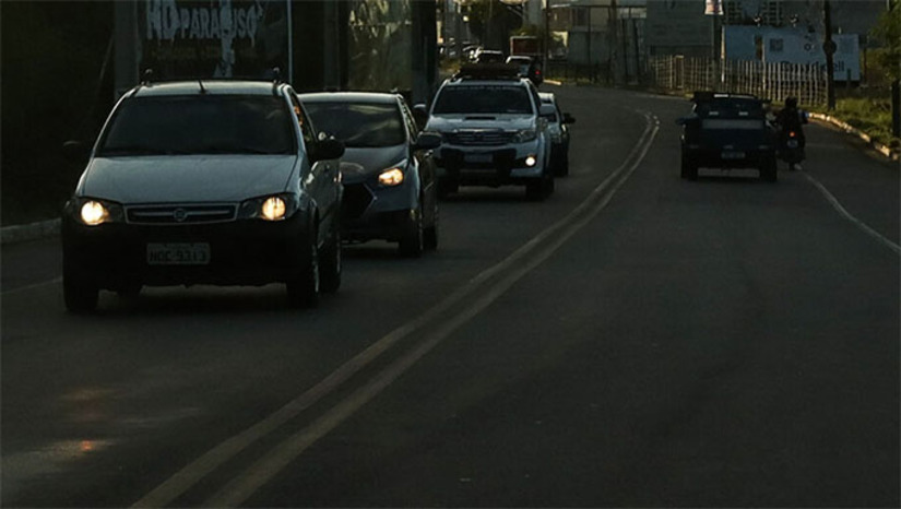 Imagem 1 -  Segundo o Professor de Ciências Naturais, Alciomar lopes, o que está ocasionando essas mínimas são as frentes frias que estão chegando pelo litoral norte do Estado (Tibau, Areia Branca e Grossos) e também durante à noite a brisa marítima que se desloca para o continente, favorecendo a cidade de Mossoró que fica próximo ao oceano Atlântico. A previsão para os próximos dias é de manutenção destas temperaturas mínimas oscilando entre 20 e 22 graus, sempre nas madrugadas e início das manhãs.