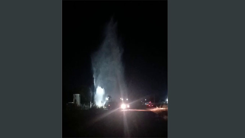 Imagem 1 -  A estimativa é que o fornecimento de água nos bairros de Mossoró seja normalizado em até 72 horas, enquanto nas áreas rurais a previsão é de até 48 horas. A Caern recomenda que a população faça uso racional da água e a armazene de forma segura.