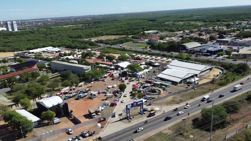 Imagem 1 - A Prefeitura de Mossoró divulgou as orientações para o acesso do público à Festa do Bode 2025, que será realizada de 7 a 10 de agosto no Parque de Exposições Armando Buá. As regras visam garantir a segurança dos participantes e a boa organização do espaço durante os quatro dias de evento. Imagem 1 - A Prefeitura de Mossoró divulgou as orientações para o acesso do público à Festa do Bode 2025, que será realizada de 7 a 10 de agosto no Parque de Exposições Armando Buá. As regras visam garantir a segurança dos participantes e a boa organização do espaço durante os quatro dias de evento.
