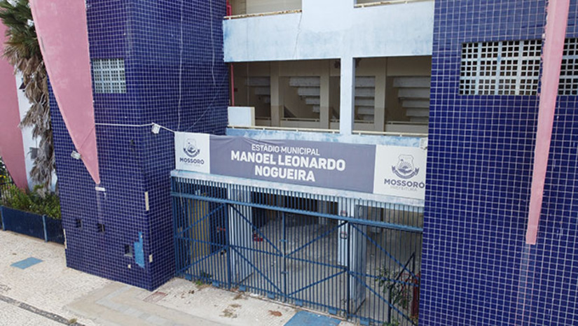 Imagem 1 -  A construção do Novo Nogueirão marca um momento histórico para o esporte mossoroense. No lugar do tradicional estádio Manoel Leonardo Nogueira, vai nascer uma arena multiuso moderna, pensada para receber até 15 mil pessoas.