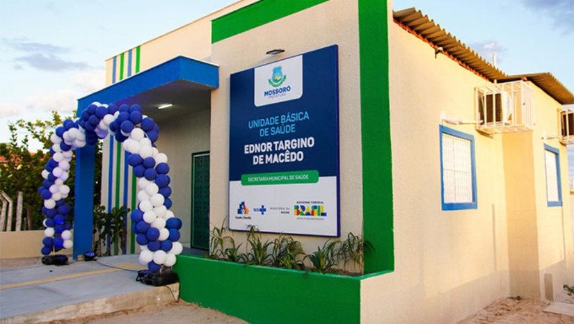 Imagem 1 -  A comunidade de Mulungunzinho é a terceira contemplada com uma unidade pronta, moderna e completamente equipada. As obras fazem parte do programa “Mossoró Realiza” que conta, ao todo, com a construção de 15 UBSs, sendo 12 na zona rural e 3 na zona urbana. A nova UBS oferece estrutura planejada, incluindo consultórios médico e odontológico, sala de enfermagem, sala de procedimentos para curativos, imunização e esterilização, além de banheiros adaptados.