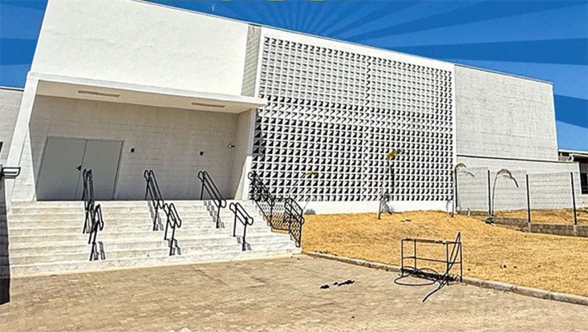 Imagem 1 -  O projeto, com um investimento de R$ 15 milhões, visa ampliar as oportunidades educacionais e de desenvolvimento para os jovens da cidade e região.  O Instituto de Educação do Rio Grande do Norte (IERN) de Umarizal está em processo de integração ao Instituto Federal do Rio Grande do Norte (IFRN). Em julho, uma ordem de Serviço foi assinada para a ampliação do futuro Campus Umarizal do IFRN, e, de acordo com as previsões do governo, as atividades no novo campus devem começar ainda este ano.