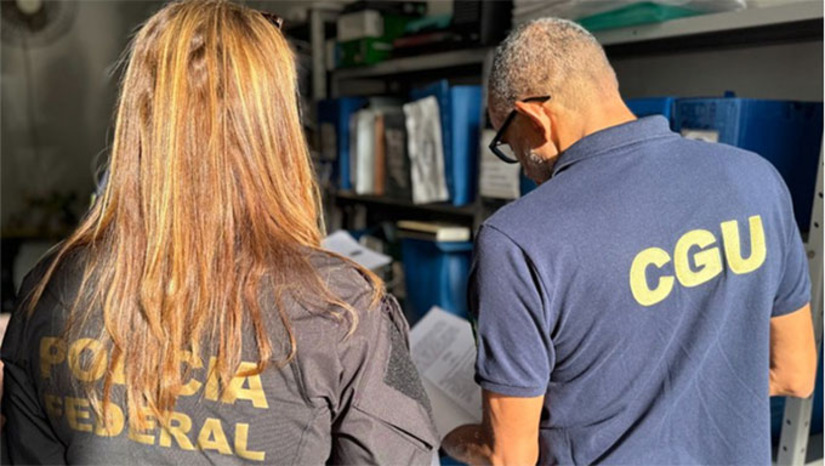 Imagem 1 - Estão sendo cumpridos 66 mandados de busca e apreensão, expedidos pelo Supremo Tribunal Federal, no Rio Grande do Norte e mais sete estados. A ação tem o objetivo de aprofundar as investigações e esclarecer a prática de crimes como inserção de dados falsos em sistemas oficiais, constituição de organização criminosa e atos de ocultação e dilapidação patrimonial. Imagem 1 - Estão sendo cumpridos 66 mandados de busca e apreensão, expedidos pelo Supremo Tribunal Federal, no Rio Grande do Norte e mais sete estados. A ação tem o objetivo de aprofundar as investigações e esclarecer a prática de crimes como inserção de dados falsos em sistemas oficiais, constituição de organização criminosa e atos de ocultação e dilapidação patrimonial.
