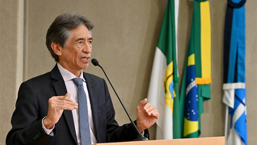 Imagem 1 -  Os dados foram repassados a sociedade do Rio Grande do Norte neste dia 16, em Audiência Pública realizada na Assembleia Legislativa do Estado, em Natal, pelo presidente do IPERN, Nereu Linhares. Segundo ele, o RN tem 60.542 servidores inativos e pensionistas e algo em torno de 54 mil ativos. Diz que o rombo mensal se aproxima de R$ 150 milhões e que a responsabilidade para encontrar uma solução passa essencialmente pelos poderes Executivo, Legislativo, Judiciário, Ministério Público e Tribunal de Contas do Estado.