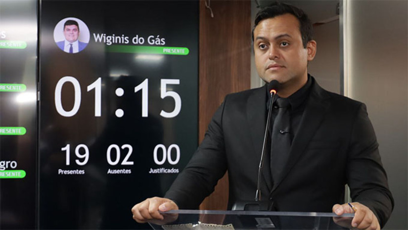 Imagem 1 - A medida reafirma o compromisso do vereador com resultados concretos e com a redução das filas de procedimentos cirúrgicos na cidade, garantindo acesso mais digno à população. Servidor da UFERSA desde 2008 e ex-secretário de Governo, Thiago participou ativamente das negociações com o Conselho Universitário para garantir o terreno que abriga a nova estrutura de saúde. O parlamentar reforçou que o investimento nas cirurgias é uma forma de tornar a política pública mais humana e eficiente. Imagem 1 - A medida reafirma o compromisso do vereador com resultados concretos e com a redução das filas de procedimentos cirúrgicos na cidade, garantindo acesso mais digno à população. Servidor da UFERSA desde 2008 e ex-secretário de Governo, Thiago participou ativamente das negociações com o Conselho Universitário para garantir o terreno que abriga a nova estrutura de saúde. O parlamentar reforçou que o investimento nas cirurgias é uma forma de tornar a política pública mais humana e eficiente.