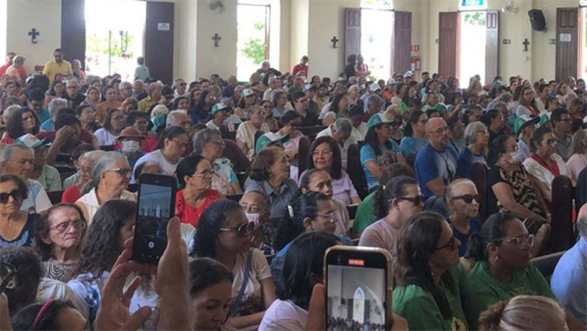 Imagem 1 - O texto destaca que o Poder Executivo municipal fica autorizado a adotar as medidas necessárias para a preservação, promoção e divulgação da Missa do Agricultor garantindo sua continuidade e valorização como expressão da identidade cultural e religiosa do povo mossoroense. A Missa do Agricultor é uma celebração religiosa em Mossoró, que ocorre tradicionalmente no dia 19 de março, na Igreja de São José e homenageia o homem e a mulher do campo, agradecendo a São José pelos frutos da terra e é uma forma de valorizar a religiosidade popular e a cultura do trabalho no campo. Imagem 1 - O texto destaca que o Poder Executivo municipal fica autorizado a adotar as medidas necessárias para a preservação, promoção e divulgação da Missa do Agricultor garantindo sua continuidade e valorização como expressão da identidade cultural e religiosa do povo mossoroense. A Missa do Agricultor é uma celebração religiosa em Mossoró, que ocorre tradicionalmente no dia 19 de março, na Igreja de São José e homenageia o homem e a mulher do campo, agradecendo a São José pelos frutos da terra e é uma forma de valorizar a religiosidade popular e a cultura do trabalho no campo.