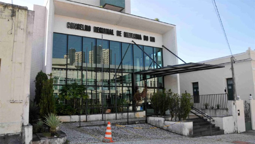 Imagem 1 - O Conselho Regional de Medicina do Rio Grande do Norte (CREMERN) solicita uma audiência de mediação judicial para abrir diálogo urgente com o Governo, Ministério Público, secretarias estaduais e o Sindicato dos Médicos, visando garantir o pagamento imediato dos valores atrasados e a continuidade dos serviços de saúde pública. A classe médica do RN tem enfrentado atrasos que, em alguns casos, já se estendem por até oito meses no pagamento de serviços essenciais. Imagem 1 - O Conselho Regional de Medicina do Rio Grande do Norte (CREMERN) solicita uma audiência de mediação judicial para abrir diálogo urgente com o Governo, Ministério Público, secretarias estaduais e o Sindicato dos Médicos, visando garantir o pagamento imediato dos valores atrasados e a continuidade dos serviços de saúde pública. A classe médica do RN tem enfrentado atrasos que, em alguns casos, já se estendem por até oito meses no pagamento de serviços essenciais.