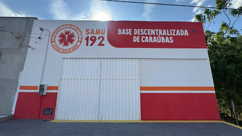 Imagem 1 - A nova base passa a integrar a rede de urgência e emergência do Governo do Estado, garantindo maior agilidade no atendimento e ampliando a capacidade de resposta em situações críticas. A instalação da estrutura representa um avanço significativo na política de saúde local. A governadora Fátima Bezerra confirma presença na inauguração do serviço. Com equipes treinadas e prontas para atuar 24 horas por dia, o serviço permitirá que ocorrências graves recebam intervenção mais rápida, reduzindo o tempo de deslocamento e aumentando as chances de atendimento eficaz. Imagem 1 - A nova base passa a integrar a rede de urgência e emergência do Governo do Estado, garantindo maior agilidade no atendimento e ampliando a capacidade de resposta em situações críticas. A instalação da estrutura representa um avanço significativo na política de saúde local. A governadora Fátima Bezerra confirma presença na inauguração do serviço. Com equipes treinadas e prontas para atuar 24 horas por dia, o serviço permitirá que ocorrências graves recebam intervenção mais rápida, reduzindo o tempo de deslocamento e aumentando as chances de atendimento eficaz.