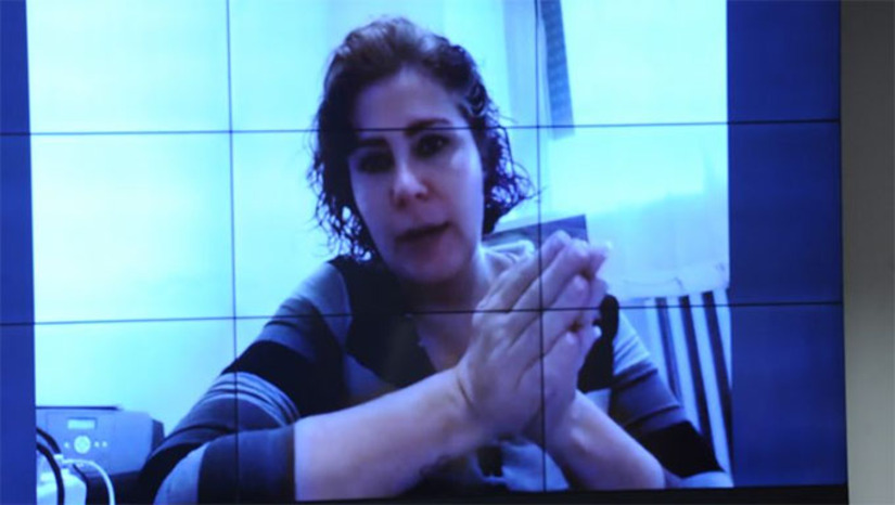 Imagem 1 - A Câmara dos Deputados rejeitou, por falta de votos, a cassação da deputada Carla Zambelli. Foram 227 votos a favor e 110 contra, mas eram necessários 257. Com isso, o processo é arquivado. Zambelli foi condenada pelo STF a dez anos de prisão por envolvimento em invasões aos sistemas do CNJ e está detida na Itália enquanto aguarda extradição. Imagem 1 - A Câmara dos Deputados rejeitou, por falta de votos, a cassação da deputada Carla Zambelli. Foram 227 votos a favor e 110 contra, mas eram necessários 257. Com isso, o processo é arquivado. Zambelli foi condenada pelo STF a dez anos de prisão por envolvimento em invasões aos sistemas do CNJ e está detida na Itália enquanto aguarda extradição.